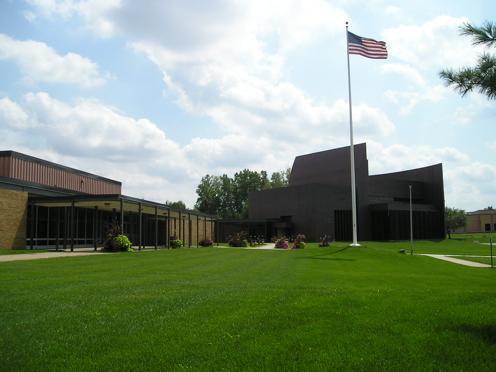 阿羅約太平洋學(xué)院Arroyo Pacific Academy