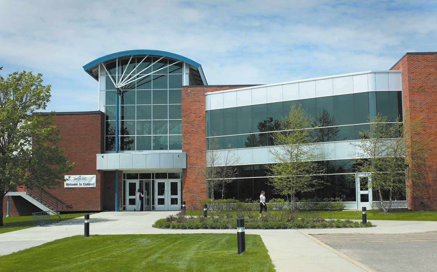 里沃蘭德社區(qū)學院 Riverland Community College