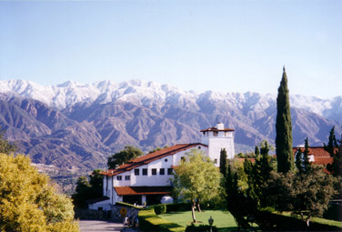 福臨特里奇圣心學(xué)院  Flintridge Sacred Heart Academy