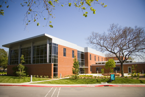 拜歐拉大學  Biola University