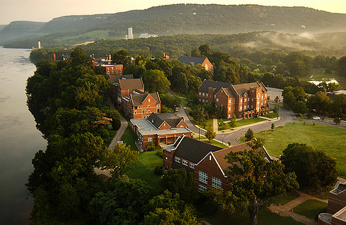 貝勒中學(xué) | Baylor school