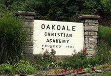 歐克代爾高中  Oakdale Christian Academy