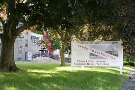 斯唐教會(huì)中學(xué)Bishop Stang High School