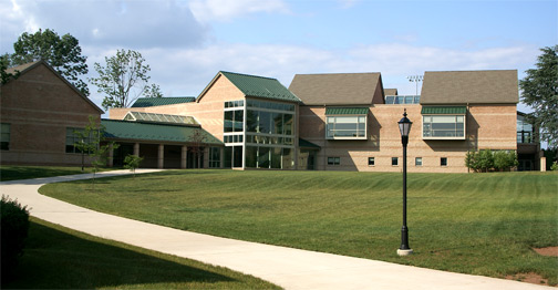 克里多門諾高中 Christopher Dock Mennonite High School