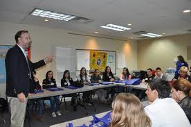 科羅拉多春天高中 Colorado Spring School