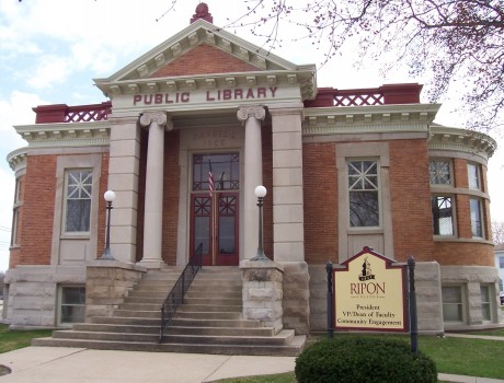 瑞盆學(xué)院  Ripon College