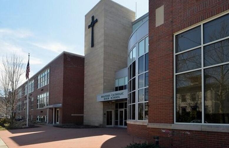 Holyoke Catholic High School/Pope Francis high School霍利奧克天主教高中