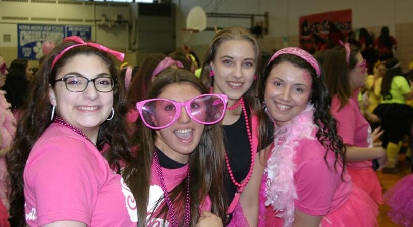 瑪利亞里賈納高中 Maria Regina High School