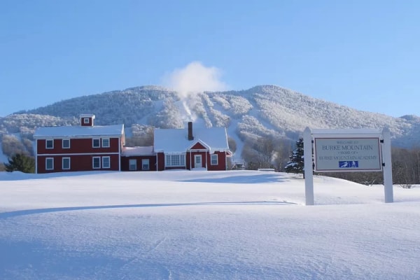 Burke Mountain Academy 伯克山學(xué)院