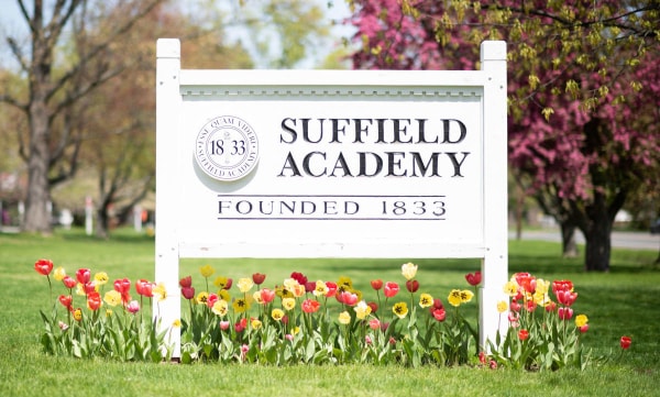 Suffield Academy  薩菲爾德中學