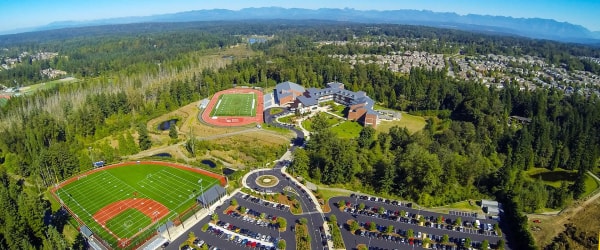 Eastside Catholic School  東區(qū)天主教高中