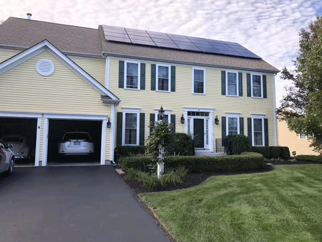 美國(guó)讀高中走讀還是寄宿